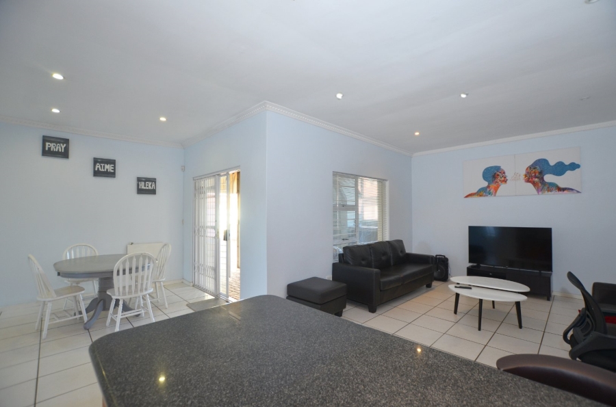 3 Bedroom Property for Sale in Parklands Western Cape